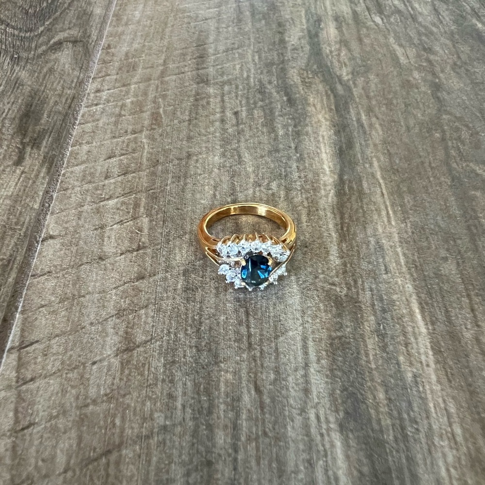 Blue Gemstone & Rhinestone Ring